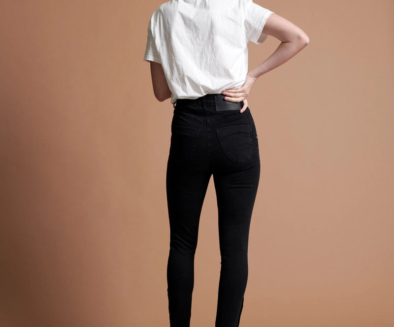 BLACK SWAN PREACHERS HIGH WAIST JEAN