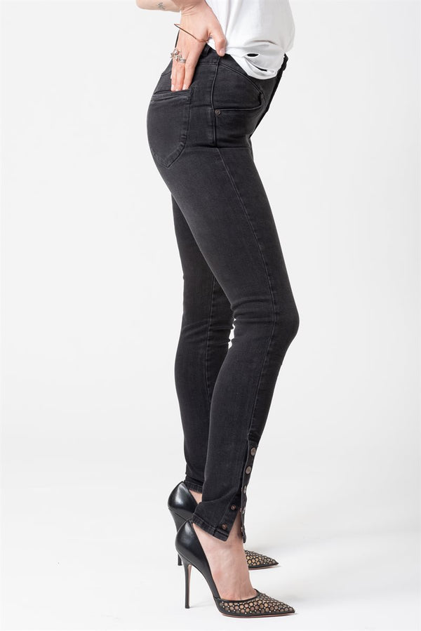 BLACK SWAN PREACHERS HIGH WAIST JEAN