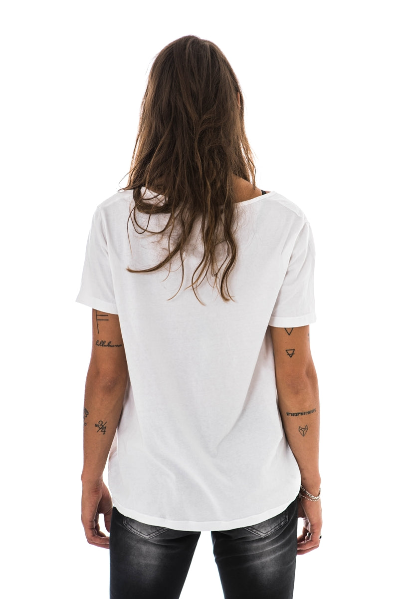 THE WHITE ALBUM - BASIC TEE